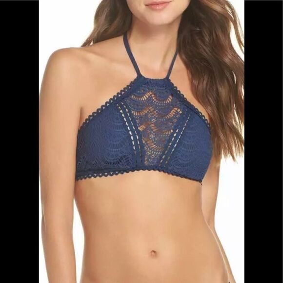 BECCA high neck crochet bikini top. - Picture 10 of 10